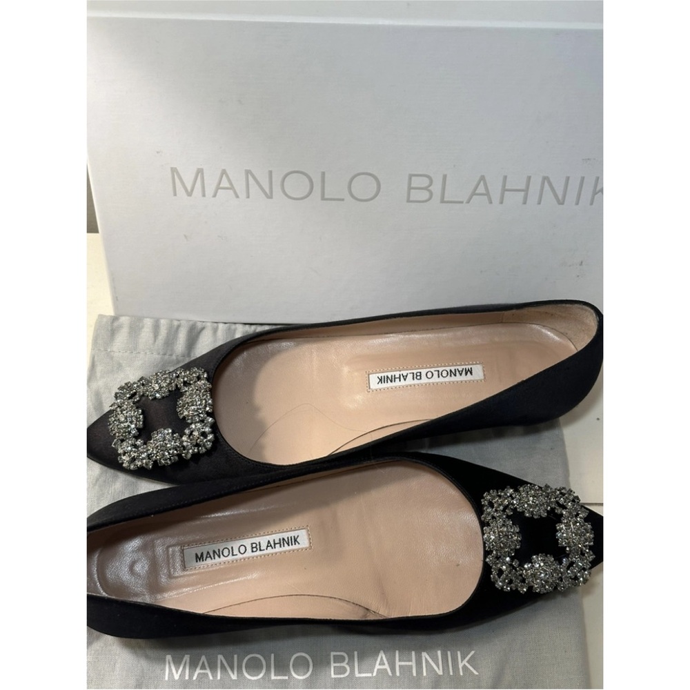 Manolo Blahnik Hangisi Flats - EU 38